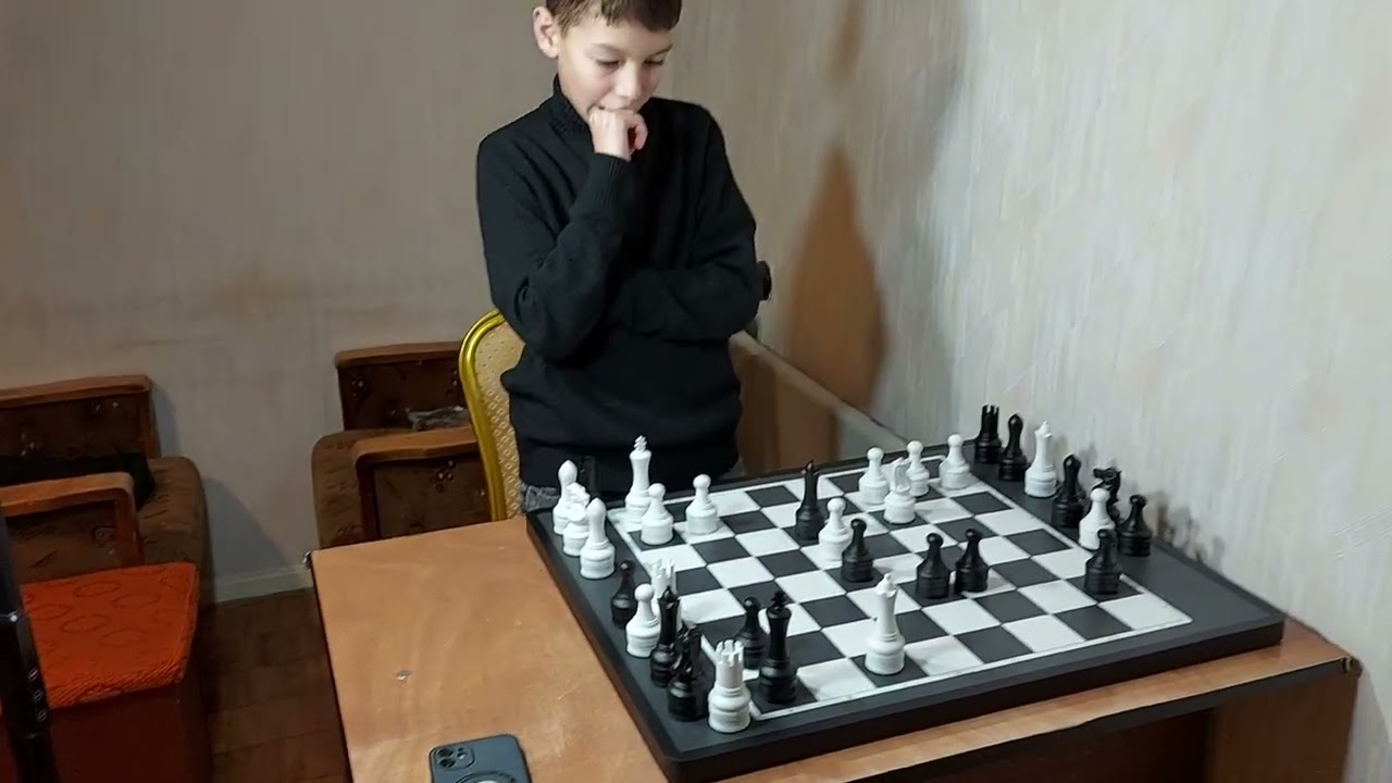 2025-12-28. Puzzles on Chessnut move