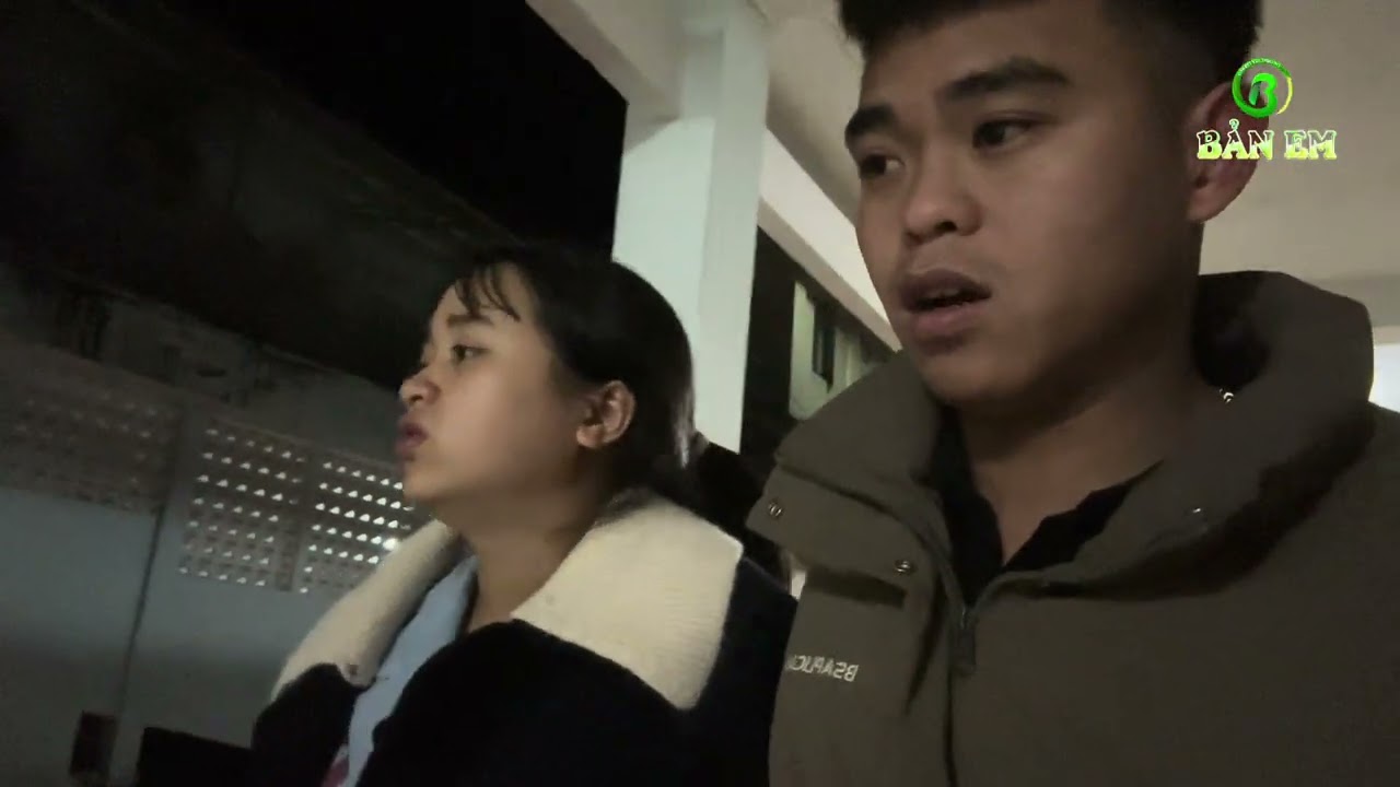  Em Tươi Đâu Bụng Phải Nhập Viện Gấp Và Công Việc Bán Đồ Tết Giờ Ra Sao ? 