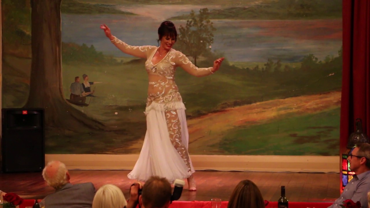 www.bellydancehilde.com.au- Madjensi and drum solo