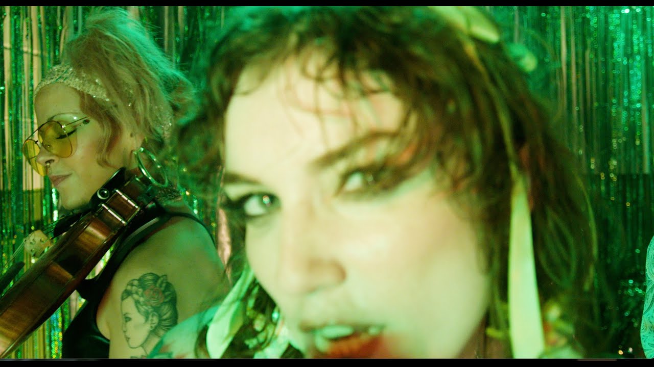 Louise Page - Green Ribbon (Official Music Video)