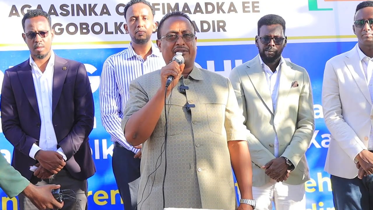Guddoomiyaha Gobolka Banaadir ayaa dhagax dhigay dib-u-casriyeynta 18 xarumood oo caafimaad