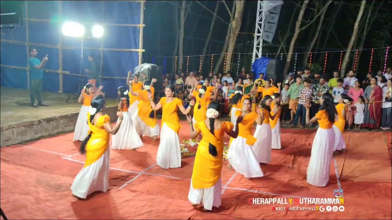 കിളിയന്നൂർ ശ്രീ തമ്പുരാൻ ദേവി ക്ഷേത്ര സന്നിധിയിൽ @KULASAIMUTHARAMMANOFFICIAL @mutharamman_dasara 
