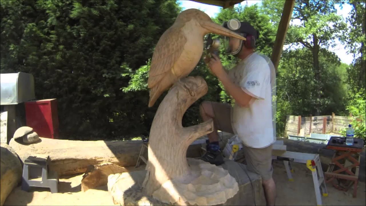Chainsaw Dave: Time-Lapse Sculpture - 'Kingfisher'