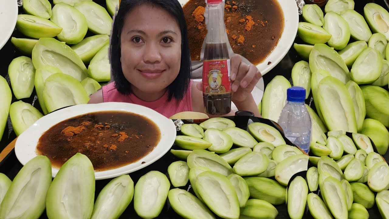Sour Biyakin Green mangga with spicy lao plara sauce/ MUKBANG ASMR from laos