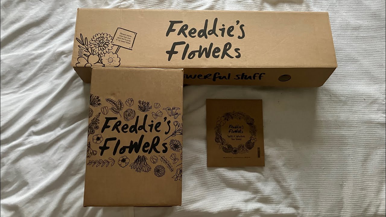 Freddie’s Flowers Subscription Unboxing
