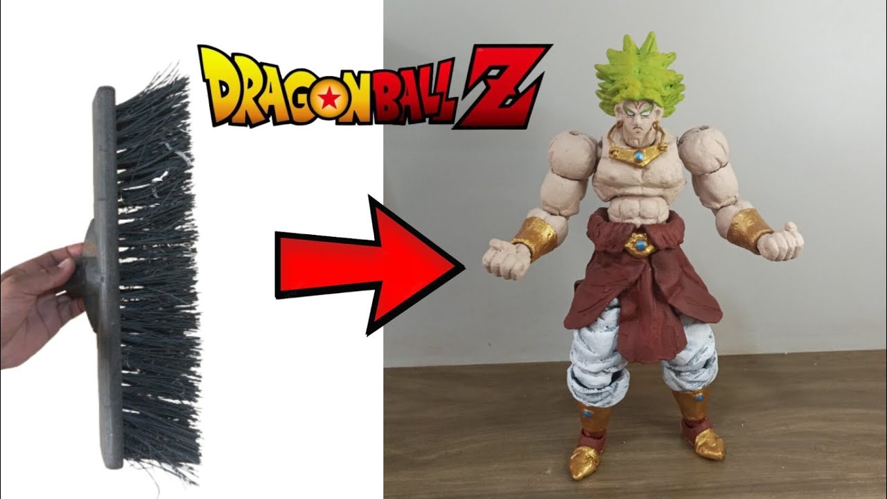 Broly dragon ball z feito com vassoura velha