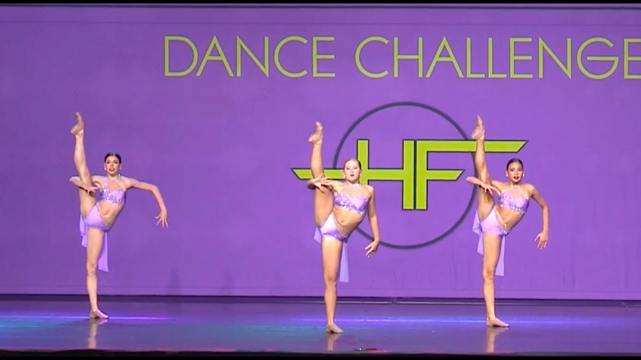 Falling // Expressenz Dance Center
