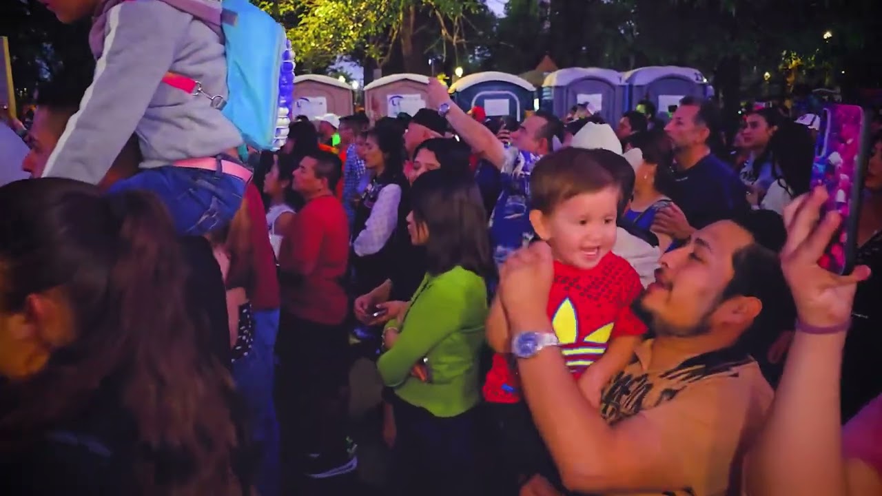 PONZOÑA MUSICAL 20 ANIVERSARIO - intro , la loca , jovencito , por amarte así