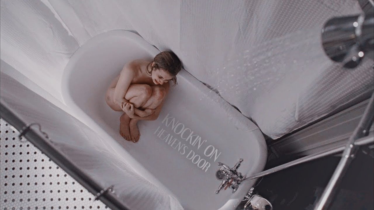 American Horror Story • Knockin' On Heaven's Door