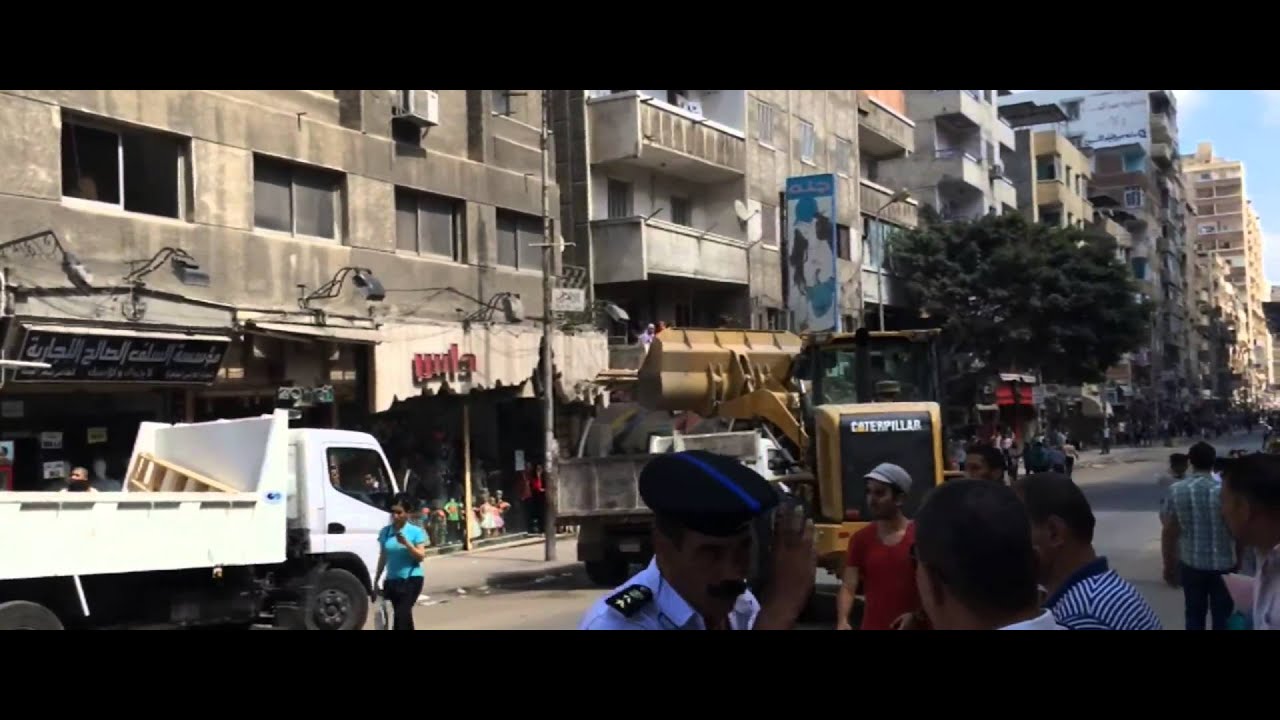 شرطة المرافق تنهى إشغالات شارع الجلاء بالمنتزة