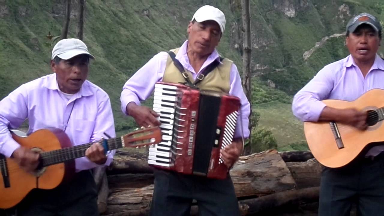 02 LOS AUTENTICOS DE MARIANO ACOSTApimampiro imbabura 3