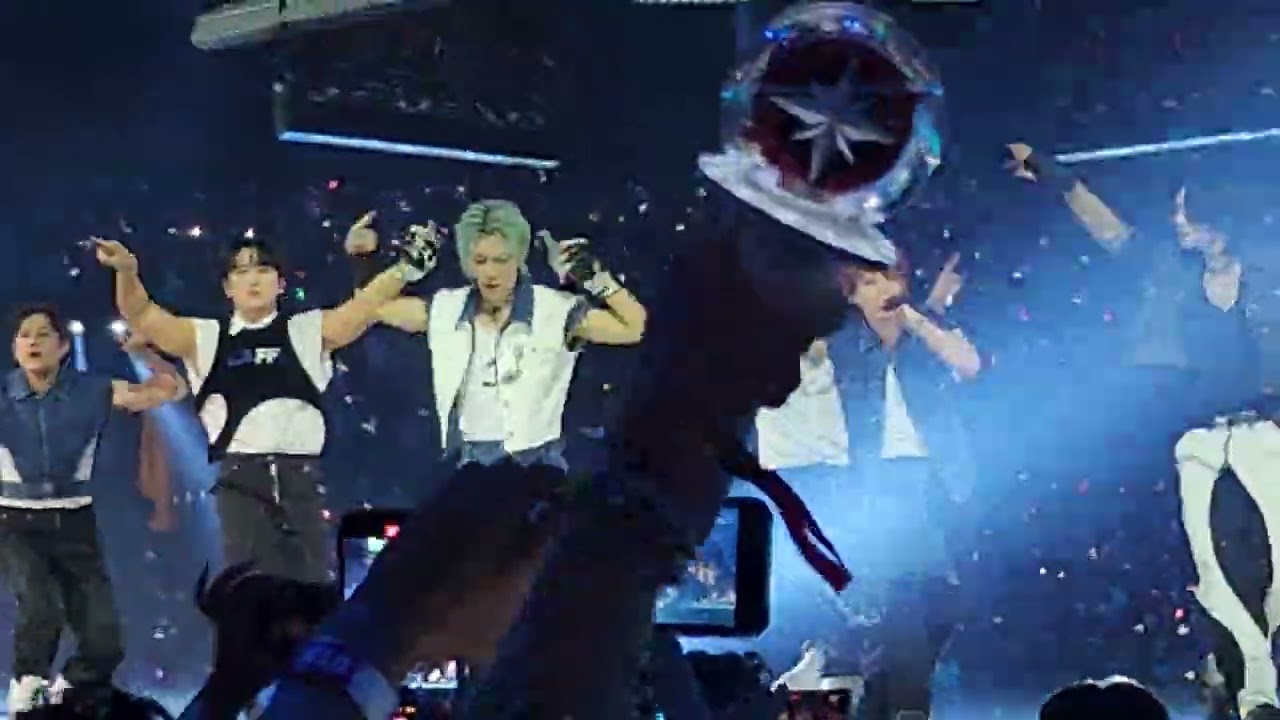 S-Class by Stray Kids Day 3 KCON 2023. 08.20.23 Fan Cam