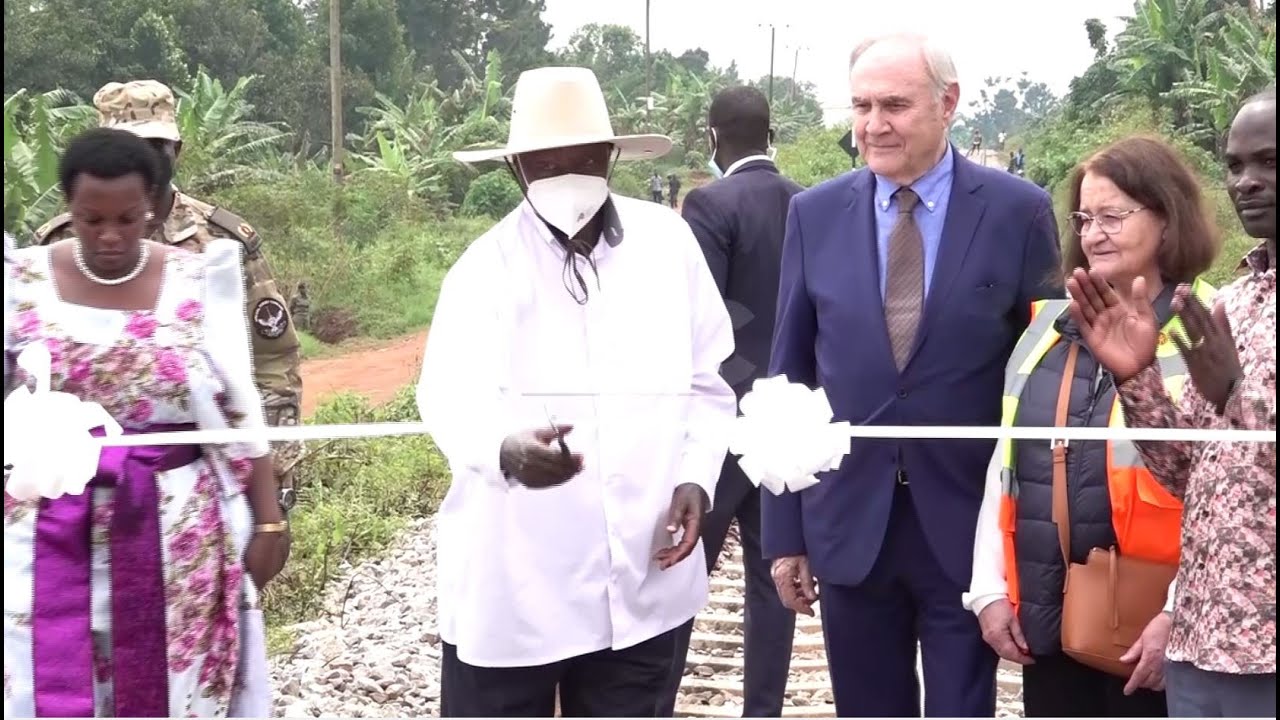 Kampala-Mukono railway line launch, President opposes the use of steel sleepers on railway lines