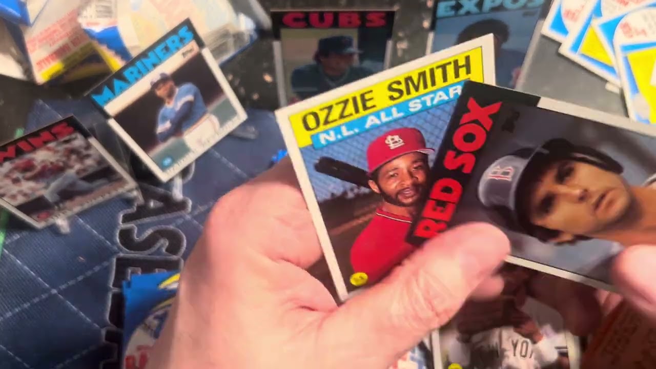 Start of spring training!! Opening 1986 Topps!! Hall of Fame and hall of pretty good!!