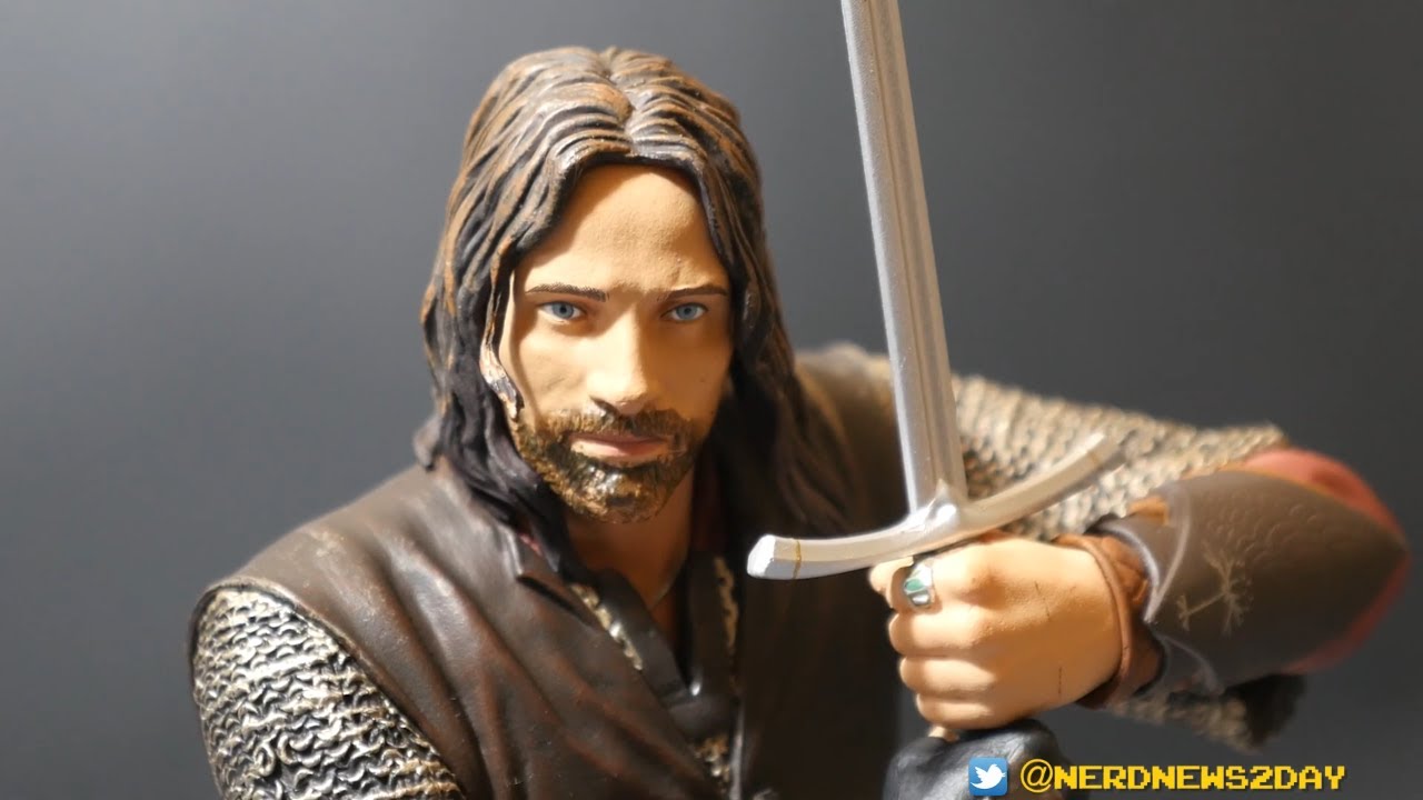 Lord of The Rings Aragorn Statue Review from Diamond Select