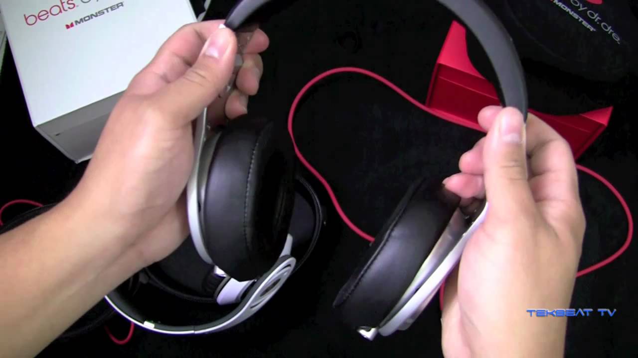 Monster Beats by Dre Studio vs. Pros Review