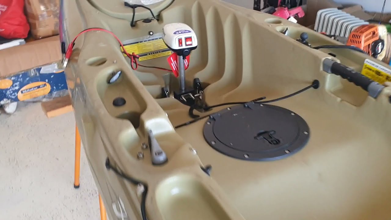 Hobie Outback Wateresnake trolling motor unboxing and build