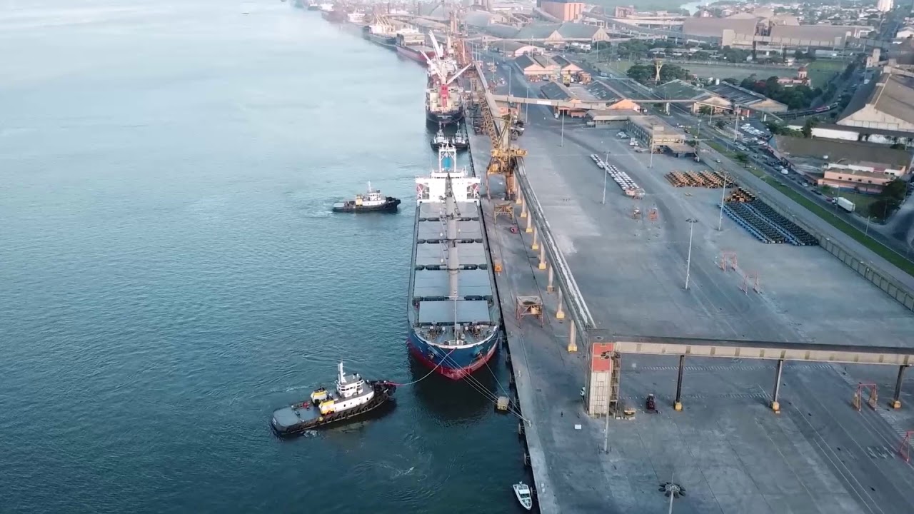 Porto de Paranagu&aacute; PR - Brazilian ports - Paranagua - Brazil