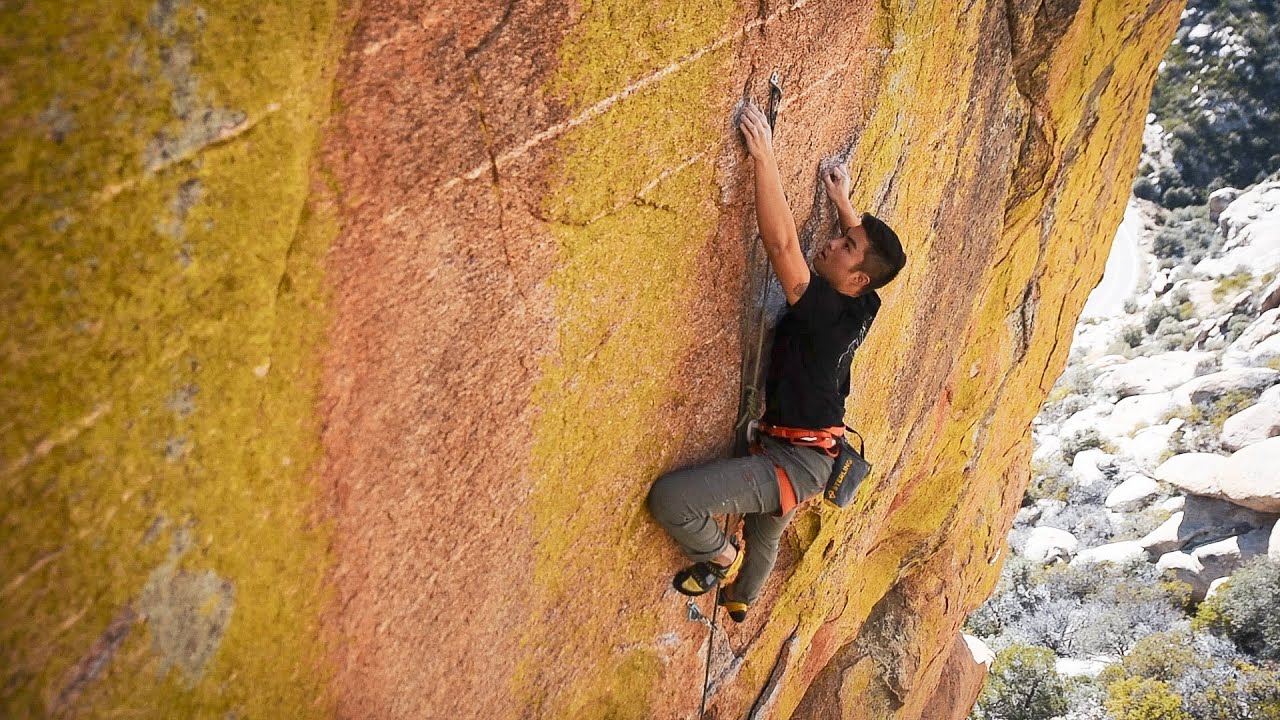 Knights of the Wrong Tissue (5.12a)