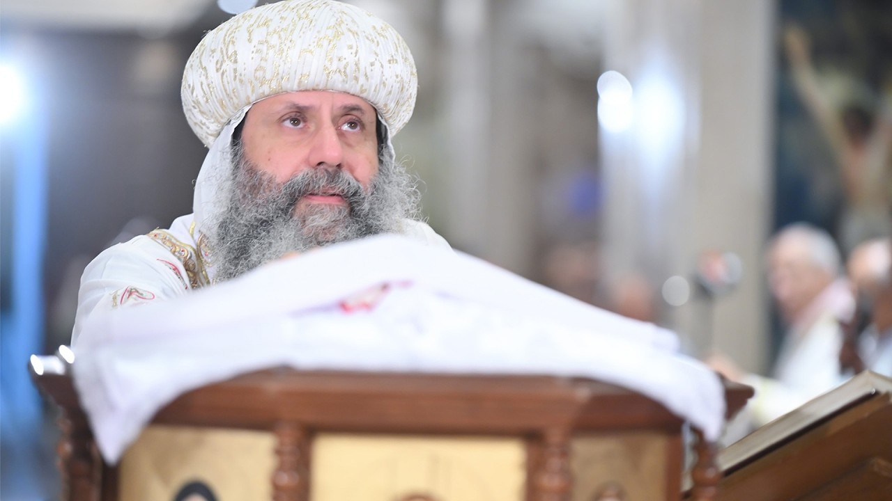 قداس الصوم الكبير نيافة الانبا بيجول اسقف ورئيس الدير المحرق