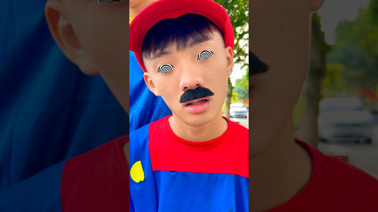 The Mario family plays with the dizzy effect 😄 #mario #luigi #shorts