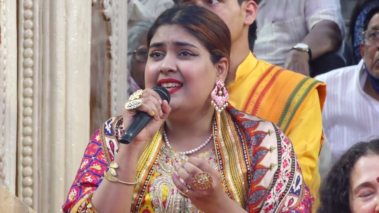 Aaju Mithila Nagariya Nihal Sakhiya | by Priya Mallick |@AthBhakti  Parmarth niketan rishikesh