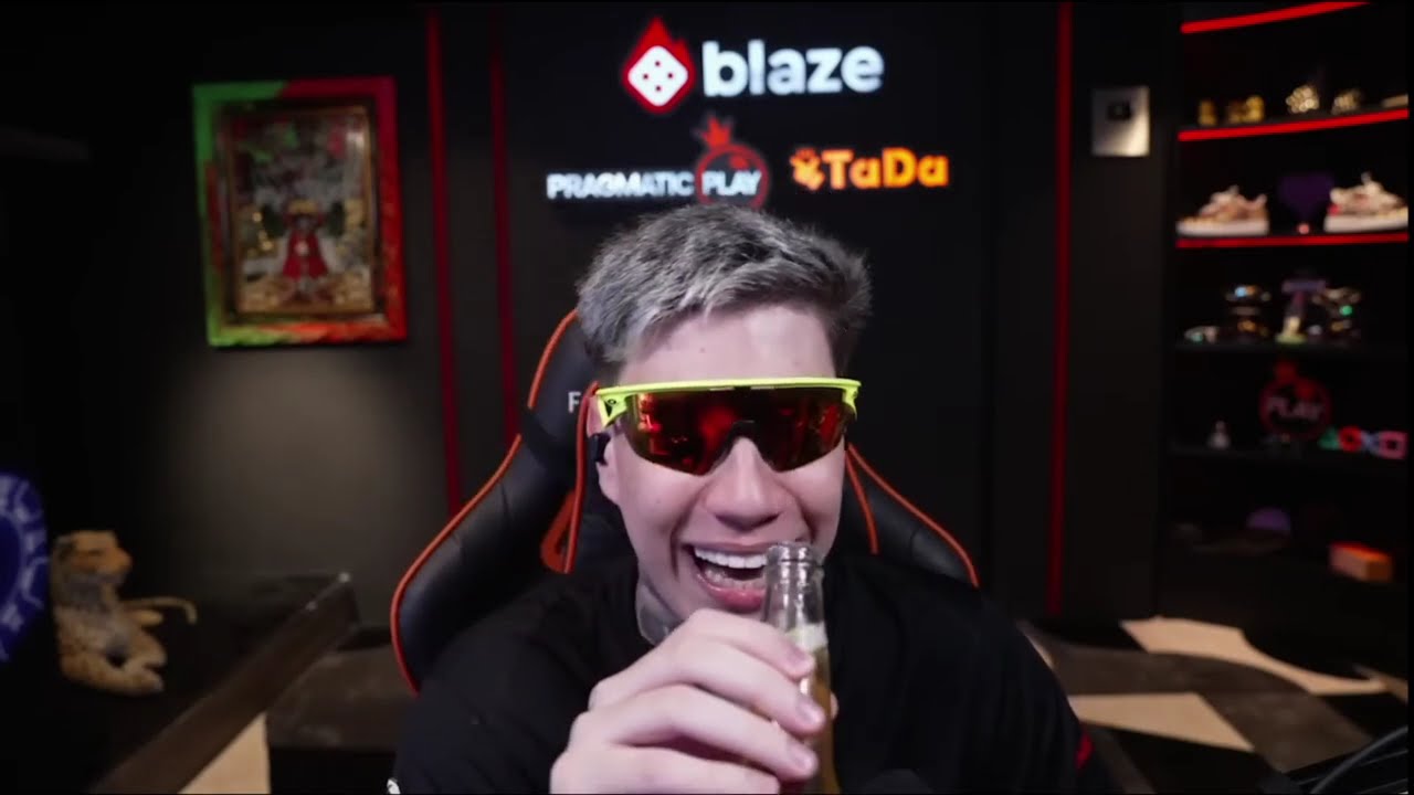 YURI22 MELHORES MOMENTOS
