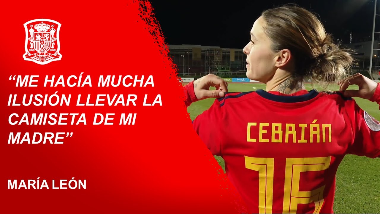 El regalo de María León a su madre en el partido ante Polonia que sorprendió a todos