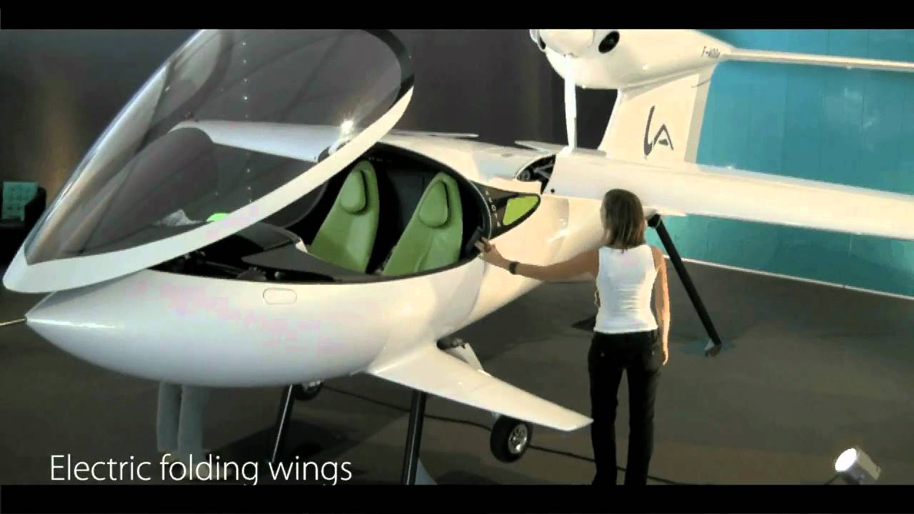 LISA Airplanes - AKOYA shows its capabilities