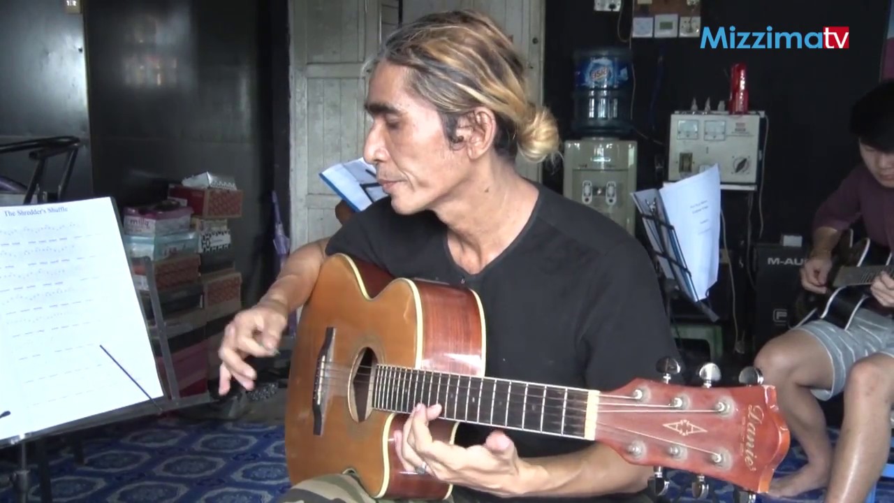 ေတးစီးရီး ေသာင္းခ်ီတီးခတ္ခဲ့တဲ့ Rock Guitarist ညီညီေထြးႏွင့္ ေတြ႕ဆံုျခင္း အပိုင္း(၂)