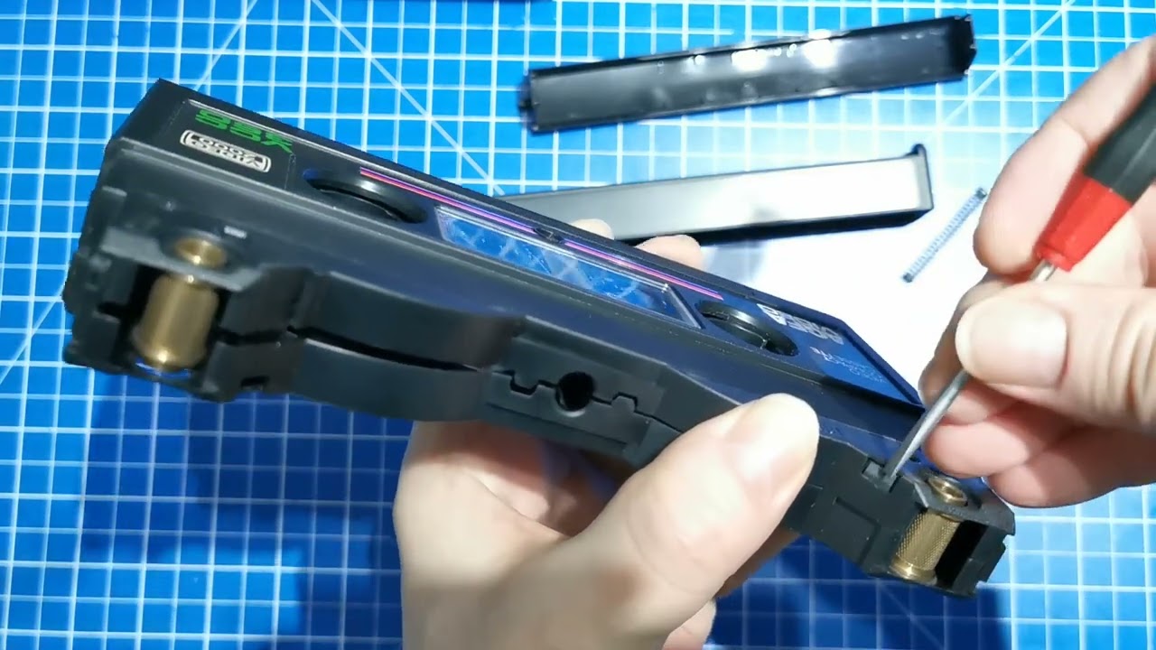 V2000 - Video 2000 - VCC360 cassette disassembly