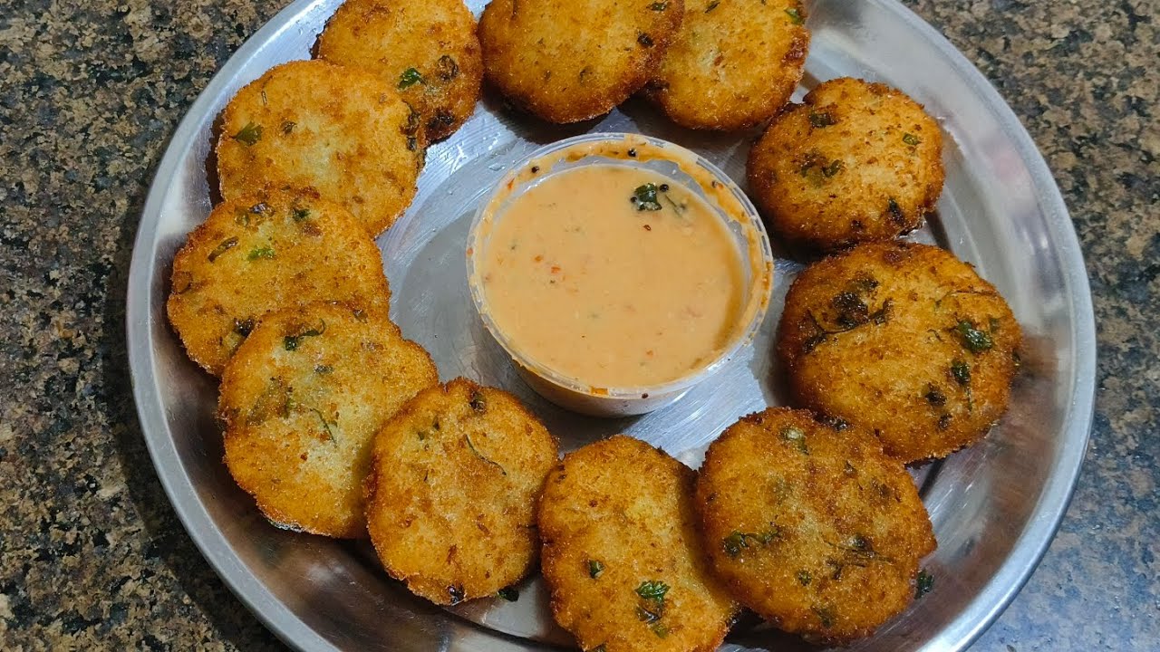 आलू टिक्की एसे बनाएं की शाम की चाय का स्वाद 2 गुना हो जाए crunchy crispy#yummy aloo tikki recipe🤤😋