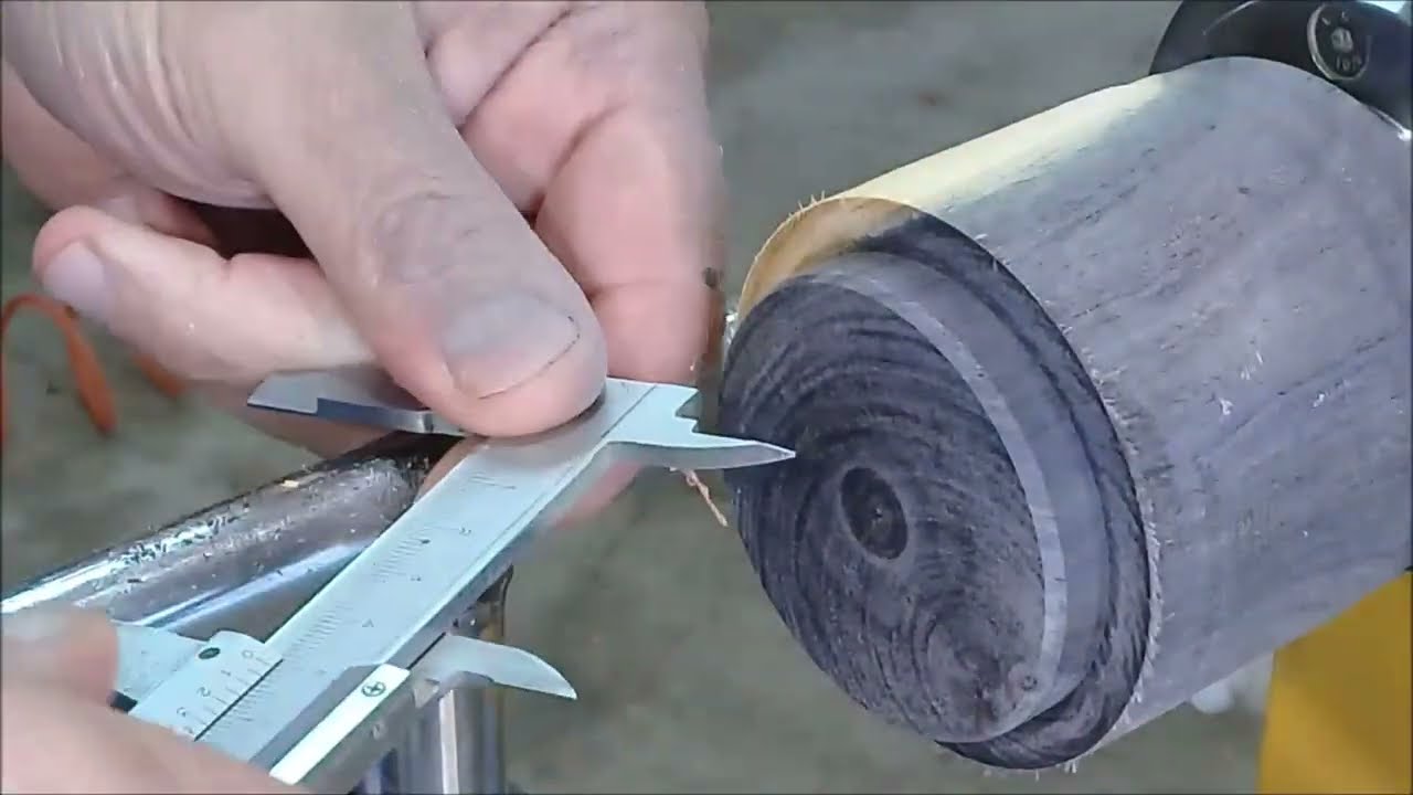 Torneado en madera. Salero!  Rosca hecha a mano.  Salt shaker. handmade thread !! Woodturning #wood