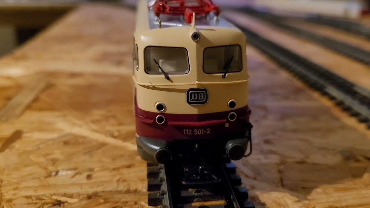 Die kurz Vorstellung:  Piko 51805 BR 112 501-2 Rheingoldlok