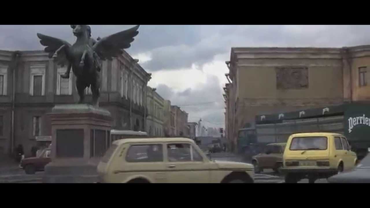 Goldeneye - A Pleasant Drive in St. Petersburg - Tank scene with the original score