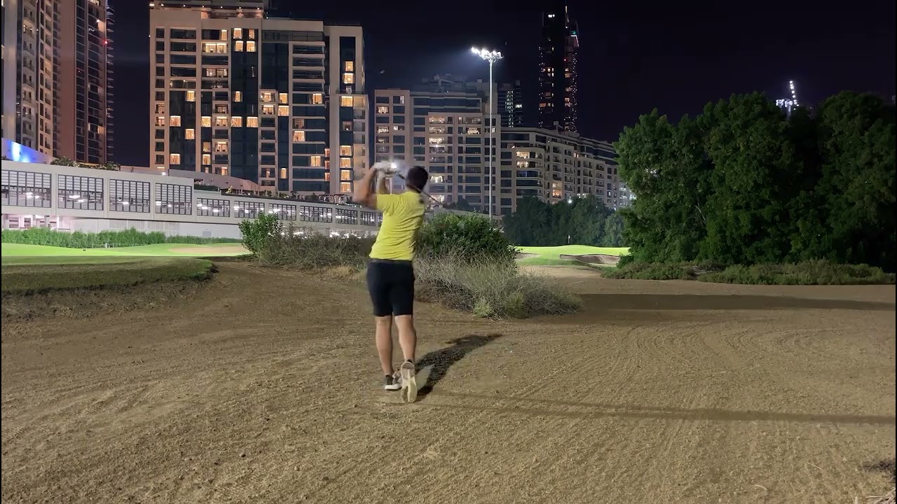 Hardest Shot in Golf? How to Play it ⛳️ •Take 1 extra club •Get your feet nicely nestled in to the