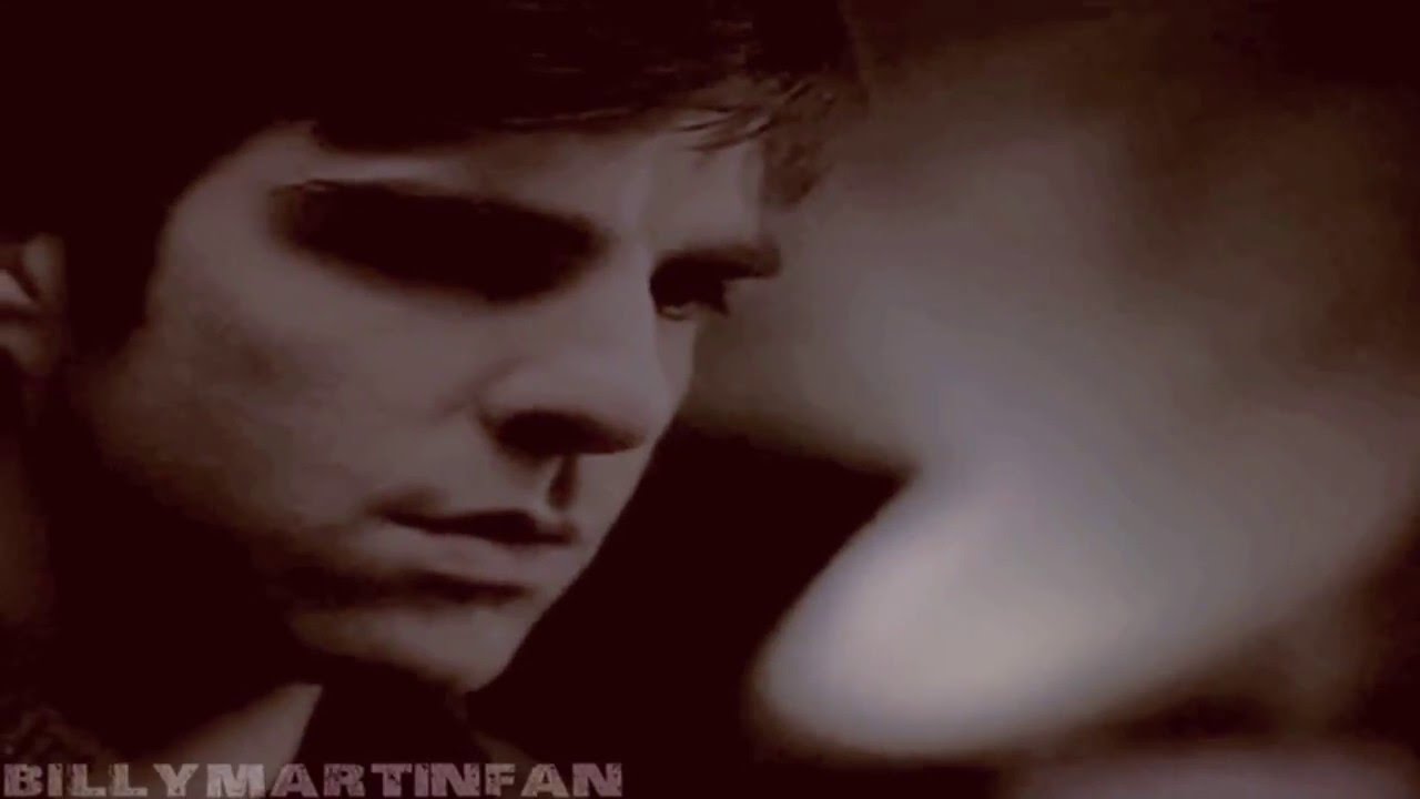 Sylar // kiss me, take me, wanna be a victim