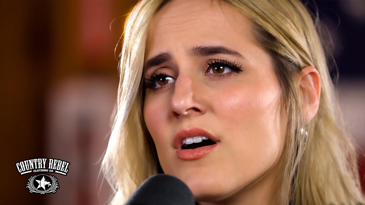 Mary Sarah - 'Boys In Bars' (Live Acoustic)