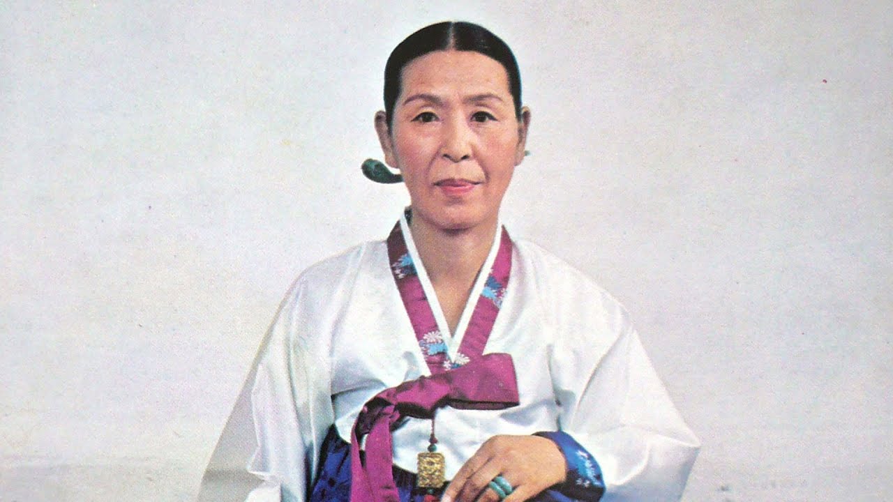 인간문화재 김월하 명창 우조 시조창 '월정명' Wolha Kim: Ujo-sijo(Korean poem song, Boat Song) 1960년대 후반 녹음. 국악음반박물관 소장