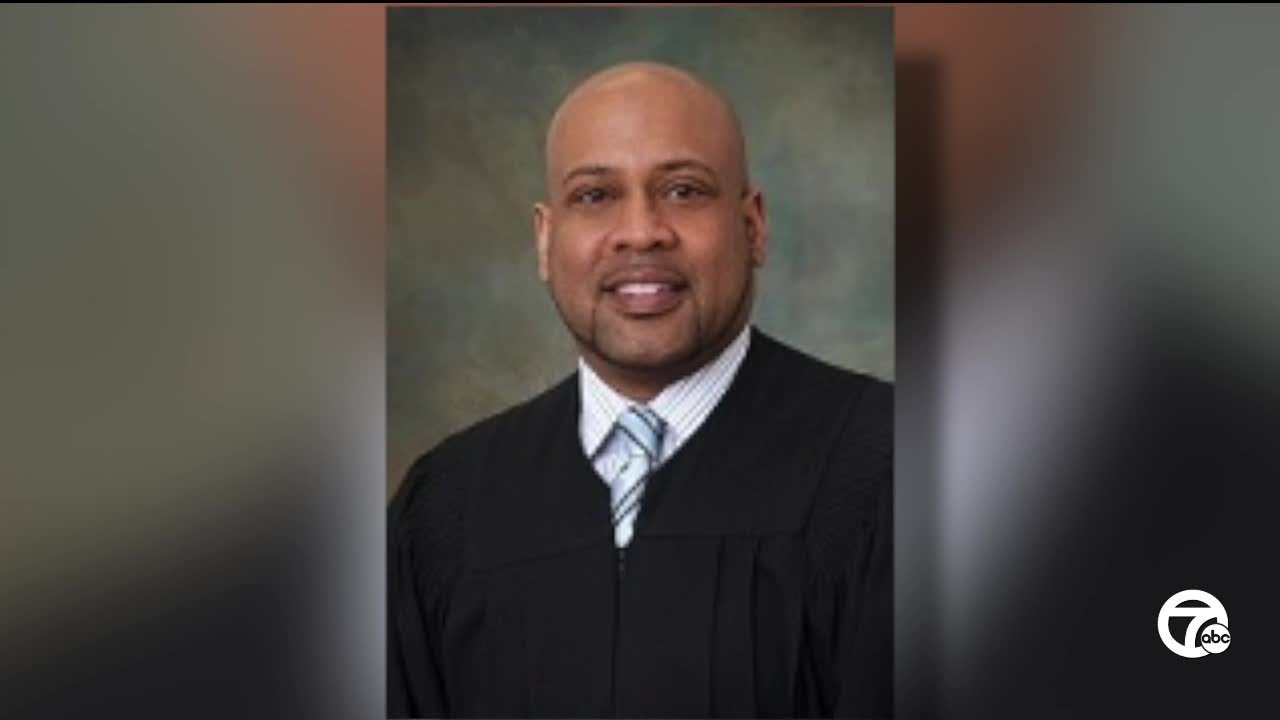 Judge who had teen handcuffed for sleeping in court is removed from docket