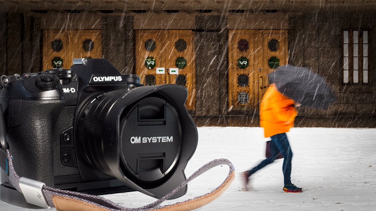 Photowalk with 20mm f1.4 - [Looking for BAD Weather]