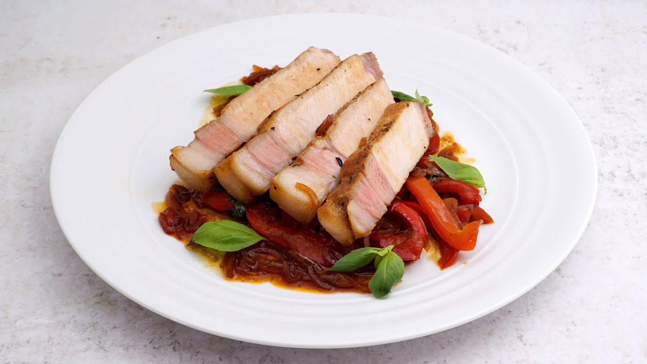 Gebratene Duroc-Koteletts mit süß-saurem Paprika