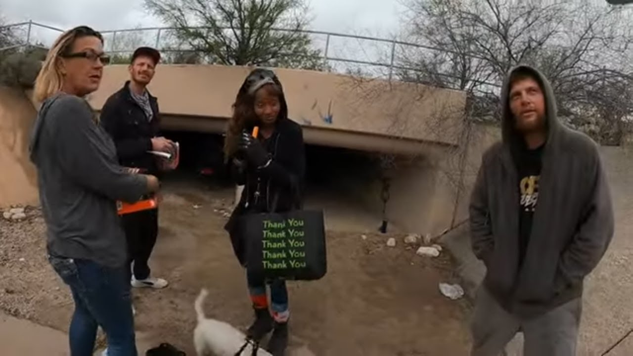 Helping Homeless People | Acts of Kindness
