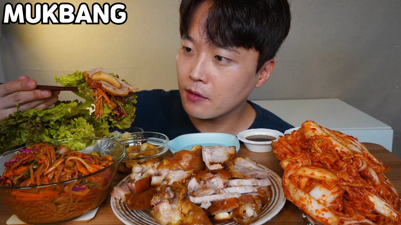 갓담근 김치 쫄깃쫄깃 족발 막국수 먹방 Spicy Kimchi & Jokbal(Pigs' Feet) ASMR MUKBANG REAL SOUND EATING SHOW