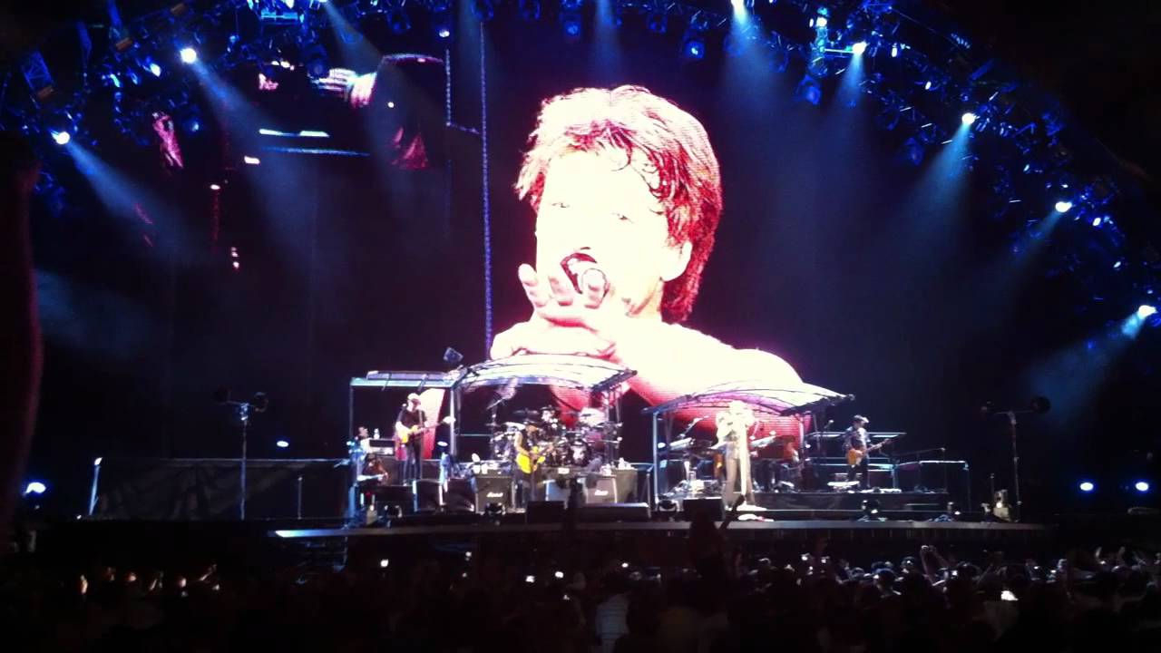 Bon Jovi Bucharest 2011 - livin' on a prayer & always