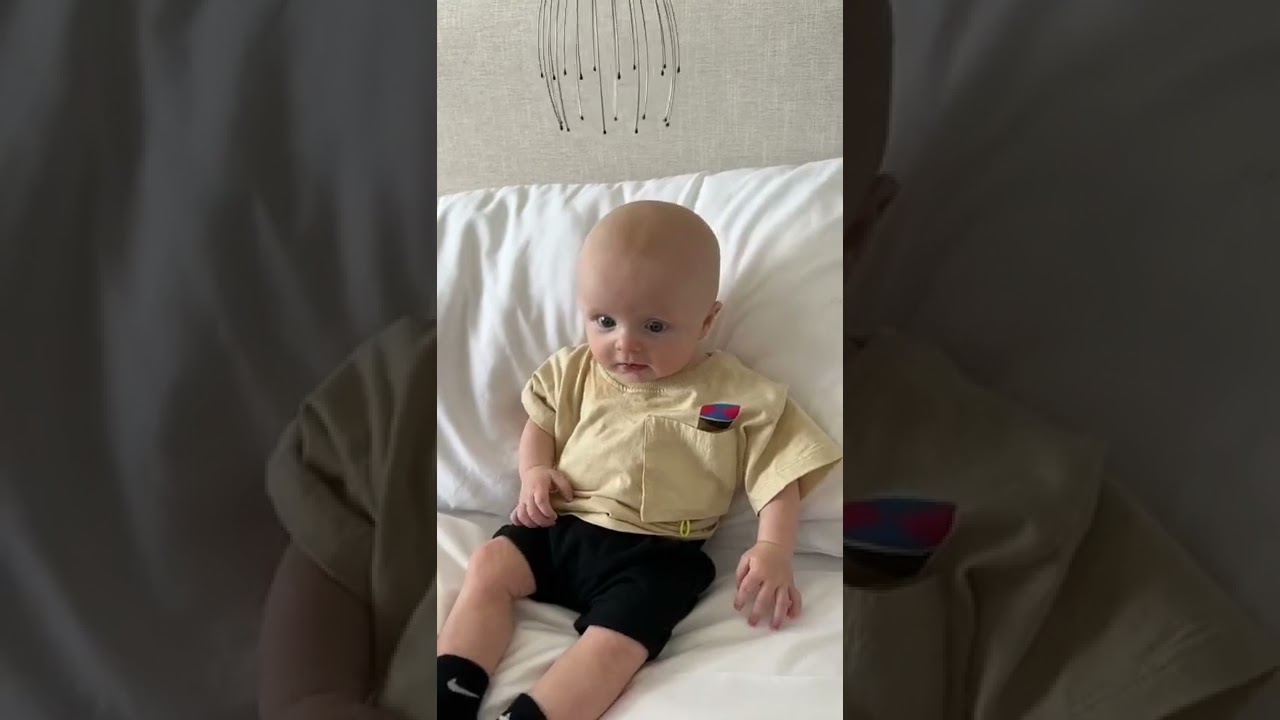Baby's First Head Scratch! 👶 💖