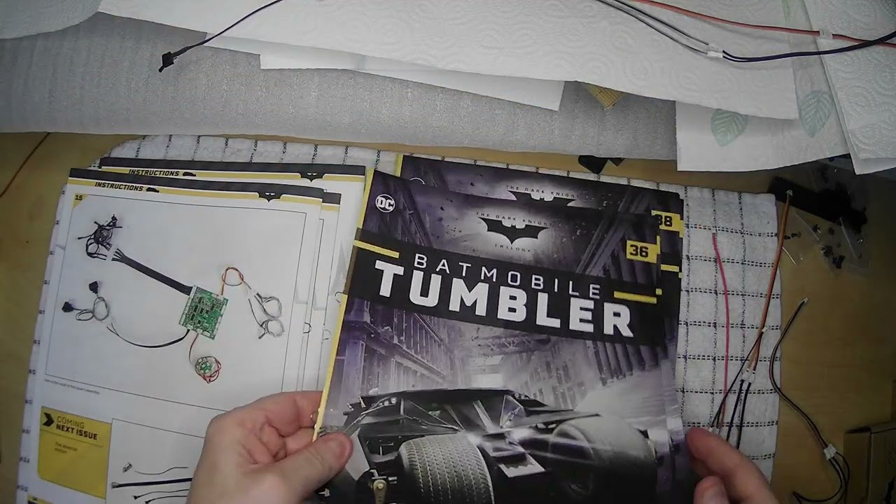 Build the Batman Tumbler 31-40
