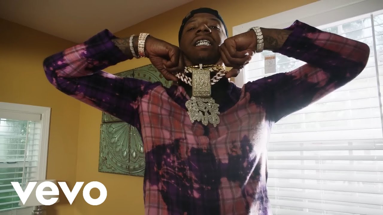Moneybagg Yo - Countless ft. Future (Music Video)