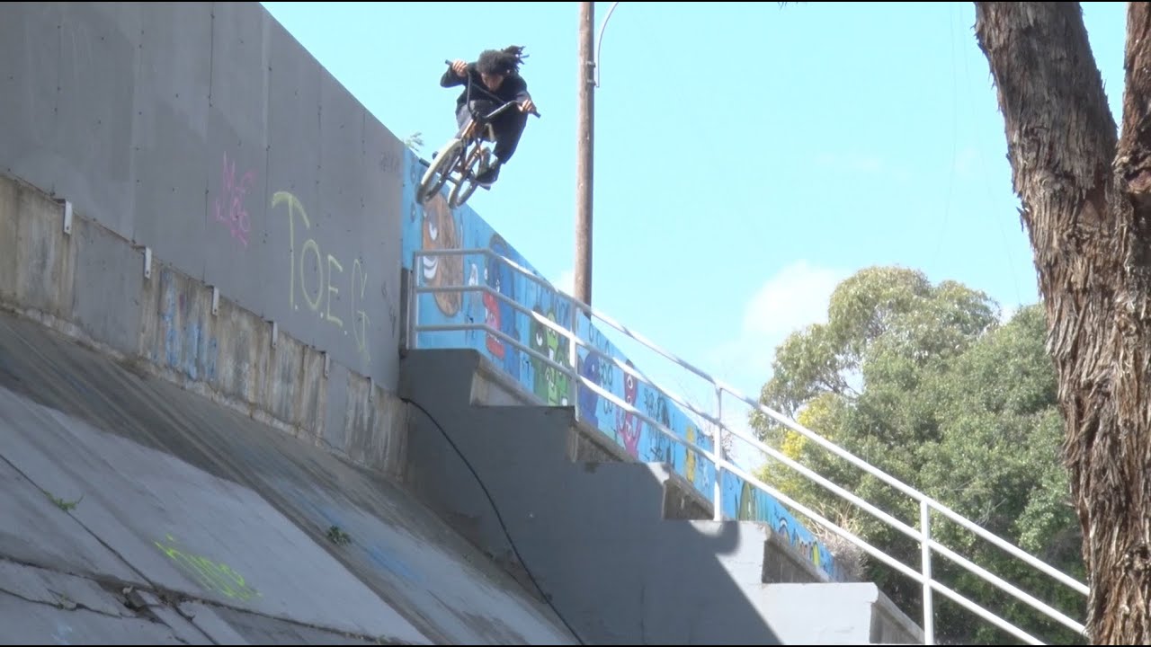 éclat BMX: Cyprus Feat Bruno / AK / Kilian