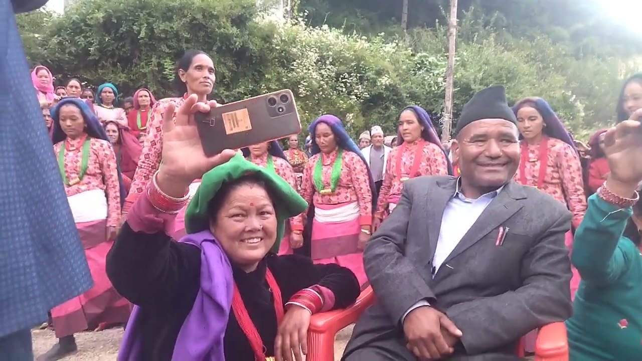 गाेठिज्युउला कि महिला वडा नं ५ कि दिदी हरू काे डेउडा खेल घम्सा घम्सि वि पि जयन्ती  काे अबसरमा ॥